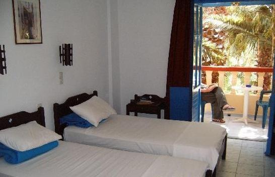 סיסי Palm Bay Hotel מראה חיצוני תמונה