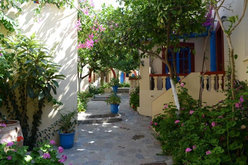 סיסי Palm Bay Hotel מראה חיצוני תמונה