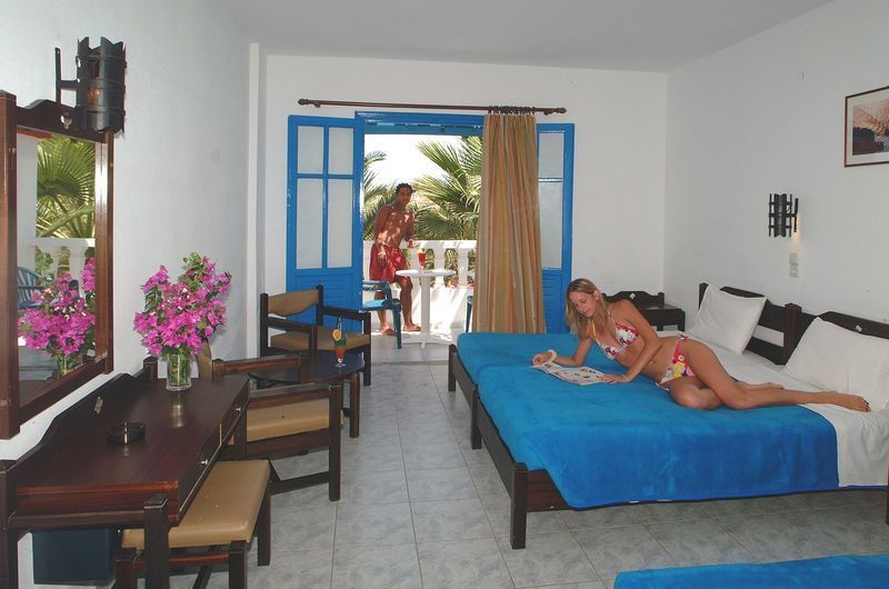 סיסי Palm Bay Hotel מראה חיצוני תמונה